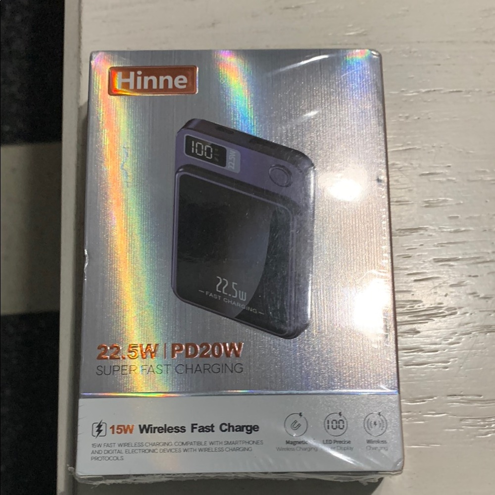 Black Wireless Fast Charger 22.5W